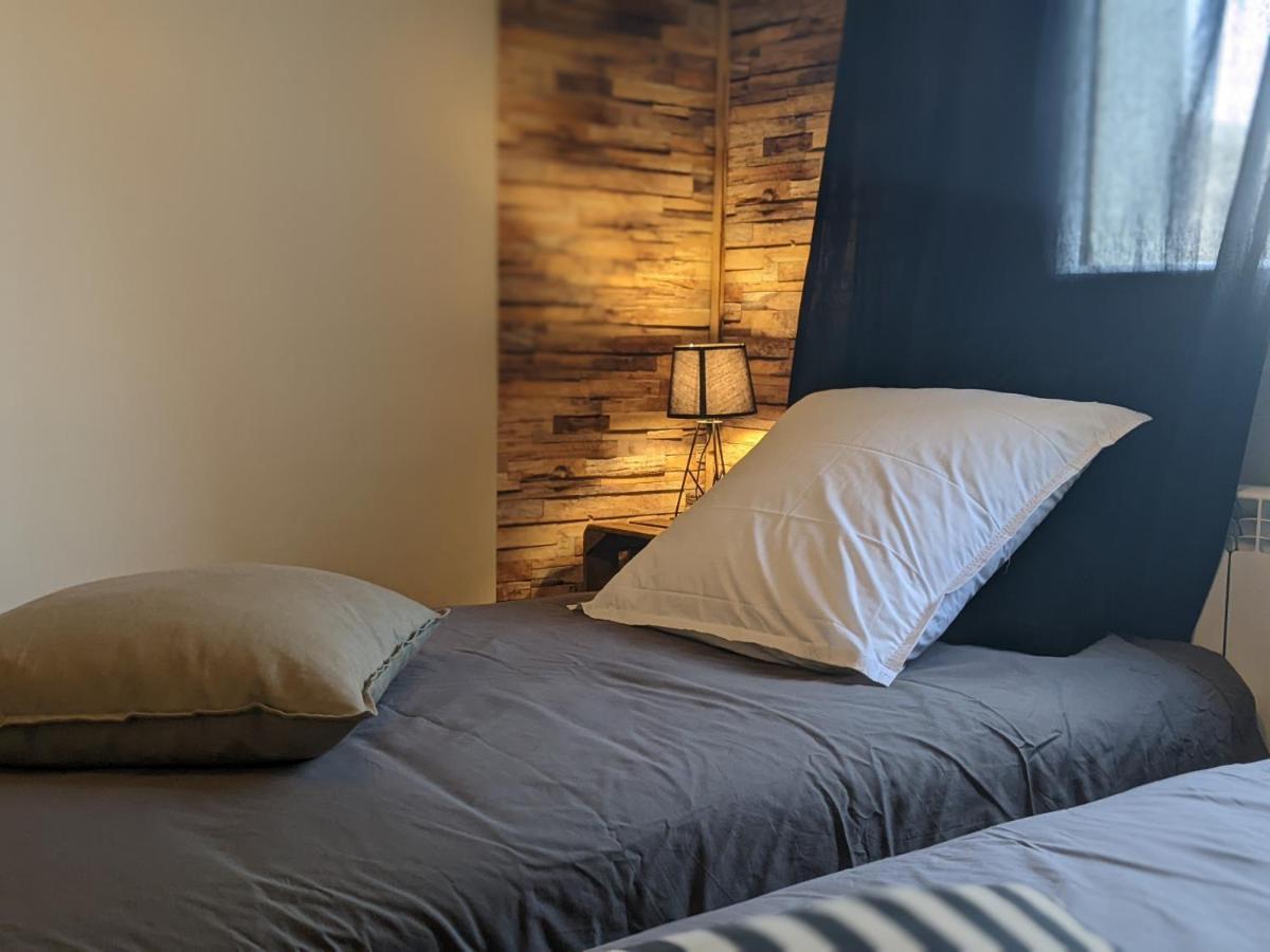 Chez Lou Appartement Proche Du Lac Moderne アヌシー エクステリア 写真