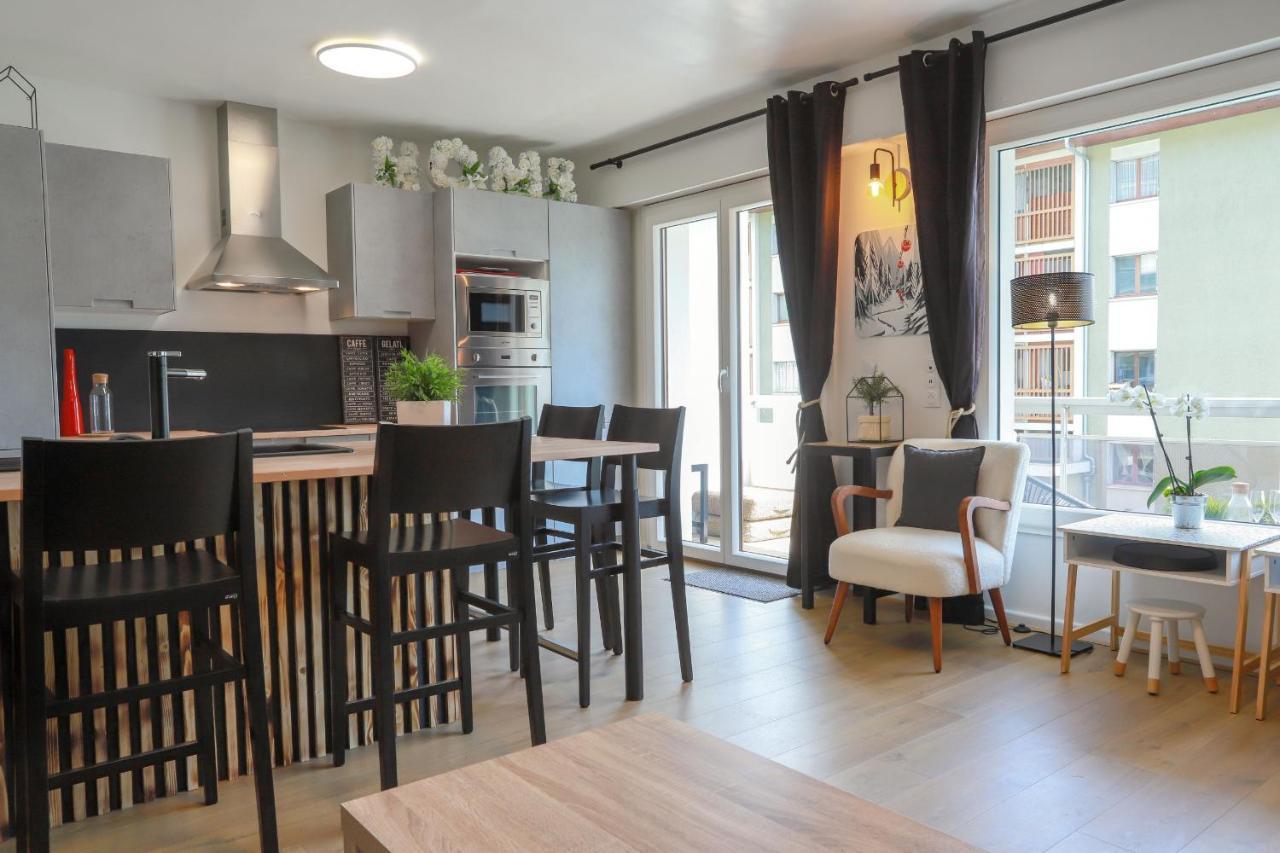 Chez Lou Appartement Proche Du Lac Moderne アヌシー エクステリア 写真